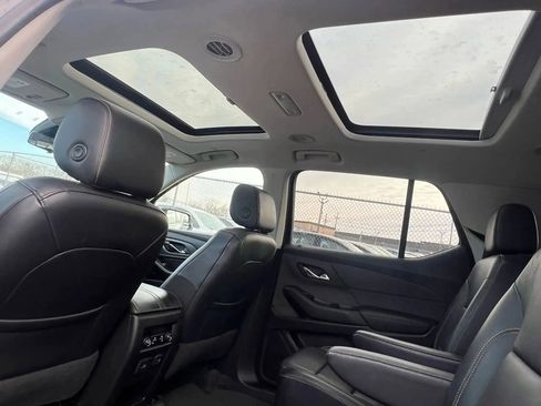 Used 2019 Chevrolet Traverse Premier image 31