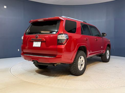 Used 2019 Toyota 4Runner SR5 RWD image 9