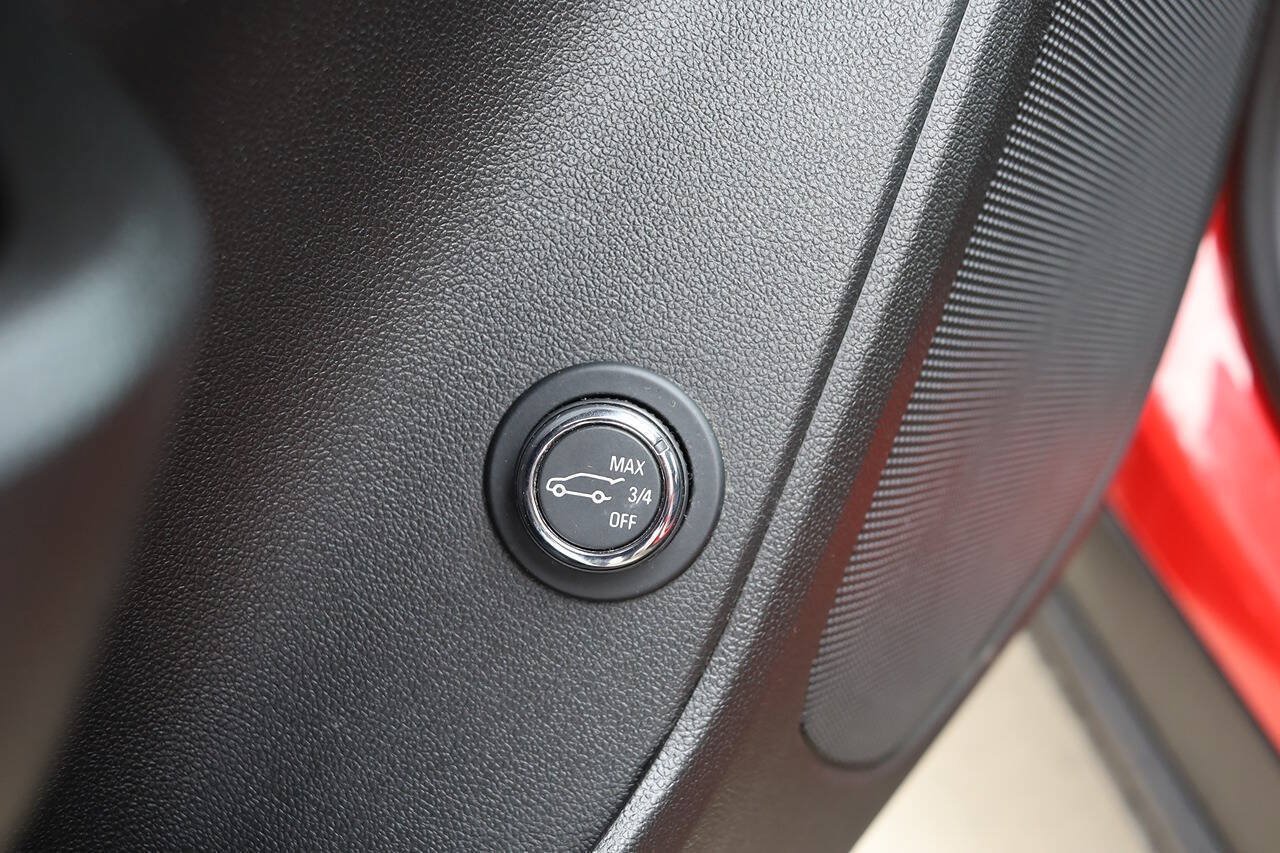 Used 2021 Chevrolet Blazer LT AWD/4WD image 18