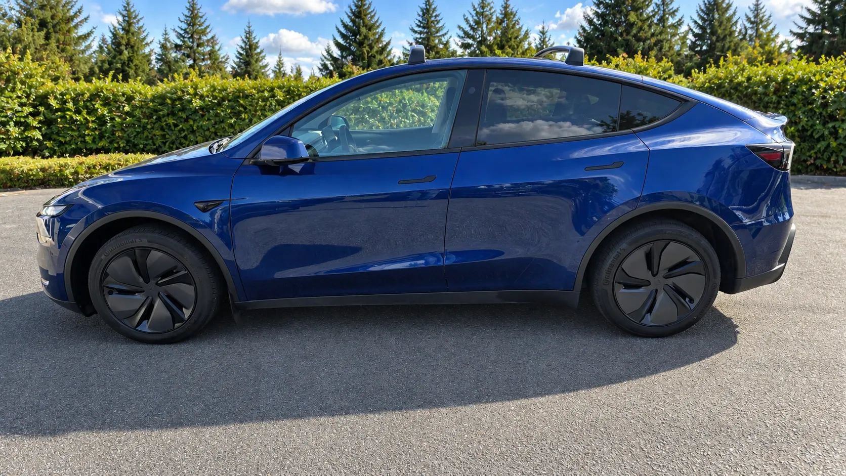 Used 2026 Tesla Model Y AWD image 8