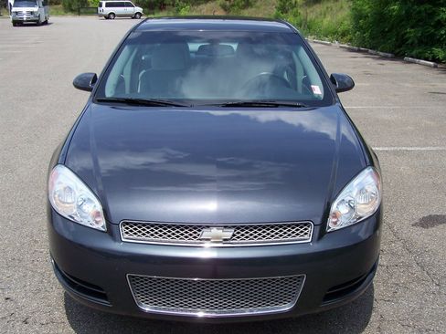 Used 2014 Chevrolet Impala Limited LS image 34