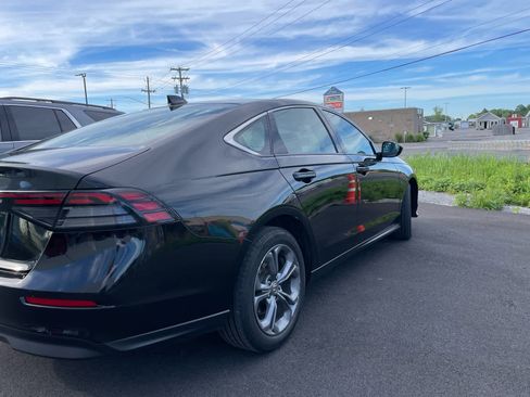 Used 2024 Honda Accord EX image 4