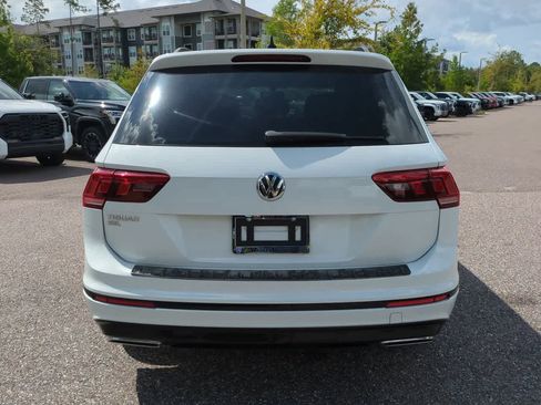 Used 2019 Volkswagen Tiguan SEL Premium R-Line FWD image 5