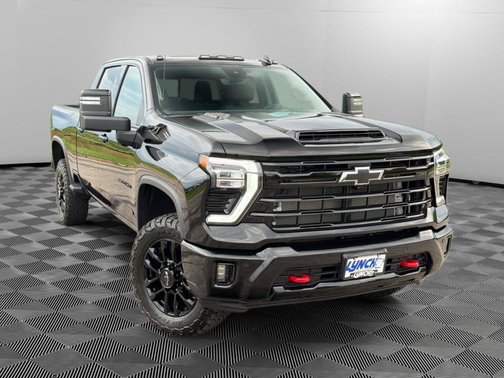 Used 2026 Chevrolet Silverado 3500 LTZ w/ Trail Boss Package AWD/4WD image 4