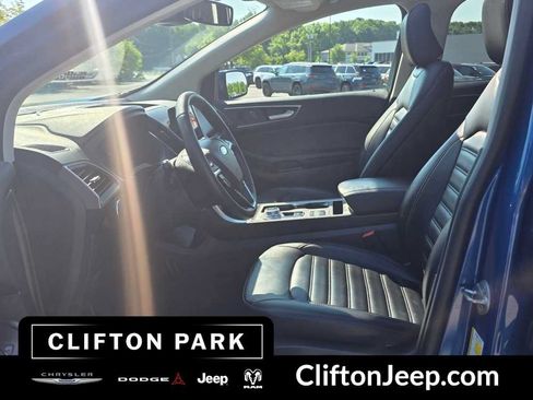 Used 2024 Ford Edge SEL w/ Convenience Package AWD/4WD image 10