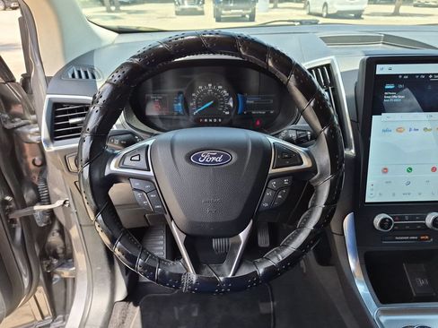 Used 2023 Ford Edge Titanium AWD/4WD image 10