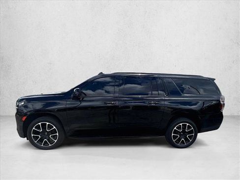 Used 2023 Chevrolet Suburban RST w/ Luxury Package RWD image 6