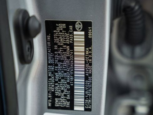 Used 2017 Toyota Camry LE FWD image 33