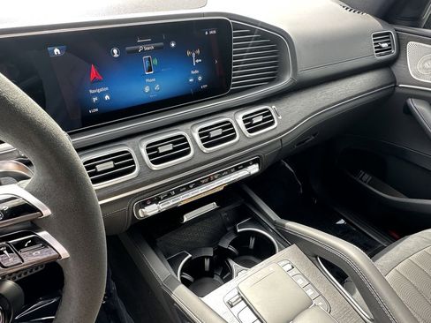 New 2026 Mercedes-Benz GLE 53 AMG 4MATIC Coupe image 32
