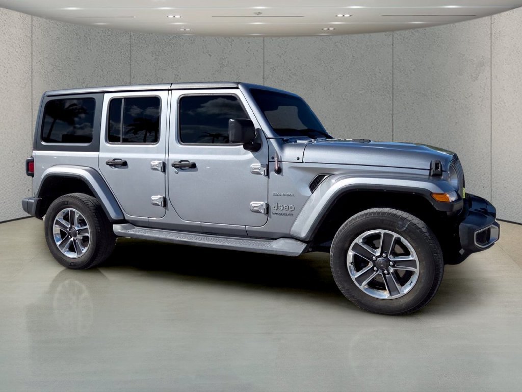 Used 2019 Jeep Wrangler Unlimited Sahara AWD/4WD image 3