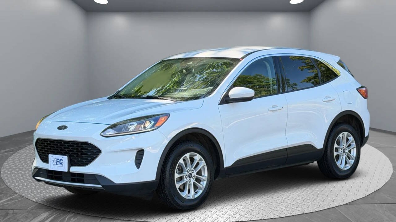 Used 2020 Ford Escape SE AWD/4WD image 3