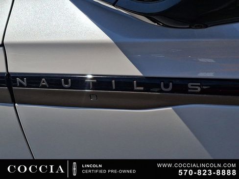 Certified 2024 Lincoln Nautilus Black Label AWD/4WD image 31
