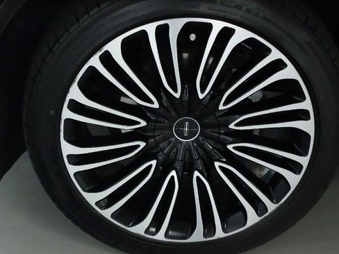 Used 2023 Lincoln Aviator Black Label image 42