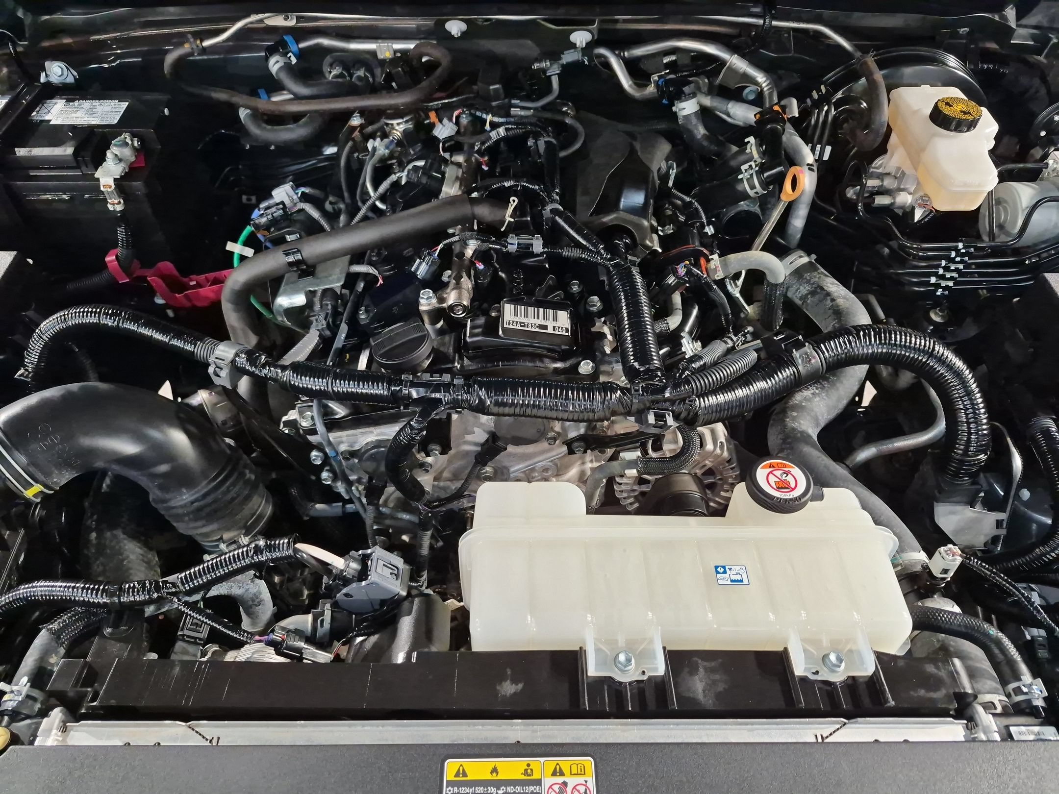 Used 2025 Toyota Tacoma TRD Off-Road AWD/4WD image 19