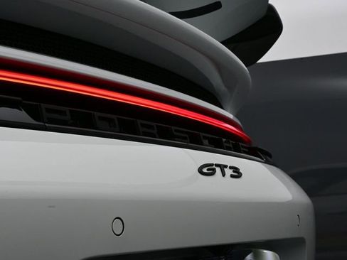 Certified 2026 Porsche 911 GT3 RWD image 17
