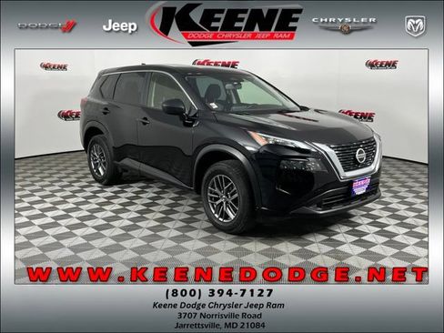 Used 2021 Nissan Rogue S AWD/4WD image 1