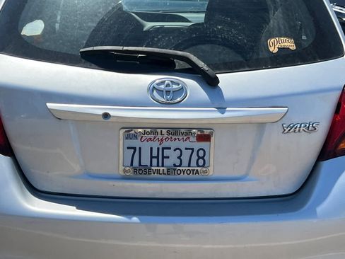 Used 2015 Toyota Yaris L FWD image 19