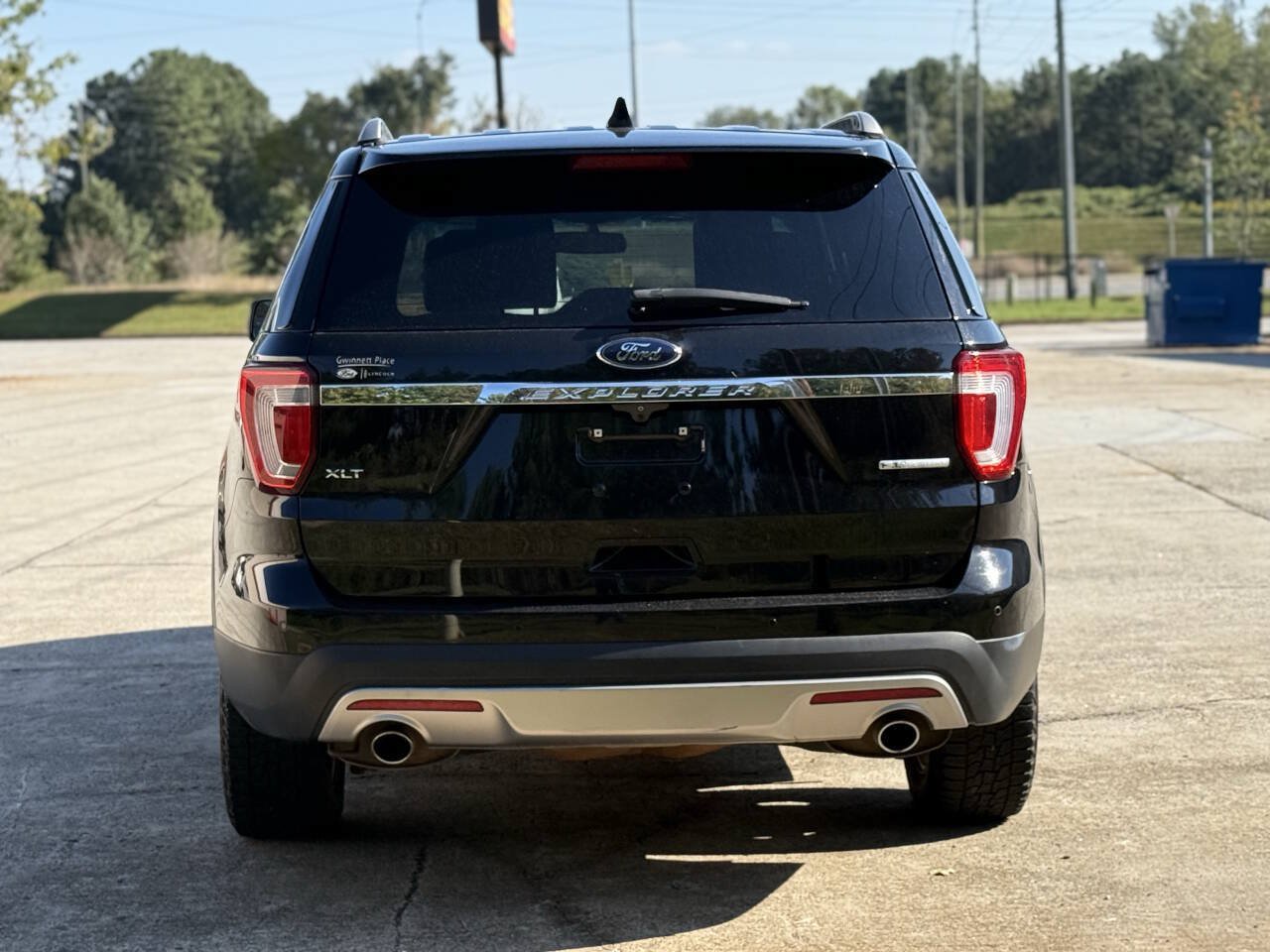 Used 2016 Ford Explorer XLT w/ Equipment Group 202A FWD image 5