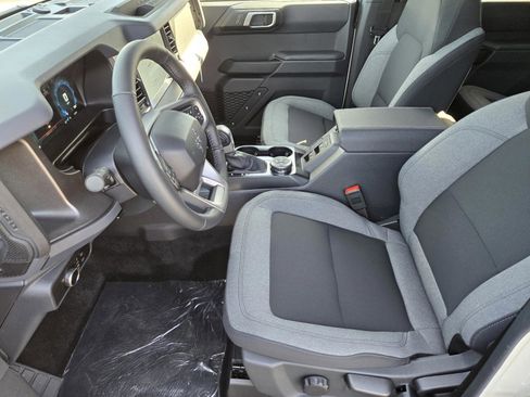 New 2025 Ford Bronco Big Bend image 7