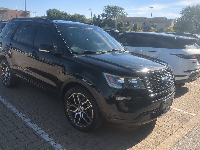 Used 2018 Ford Explorer Sport AWD/4WD image 3