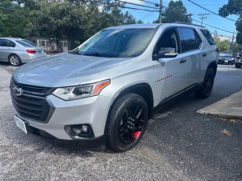 Used 2018 Chevrolet Traverse Premier w/ Redline Edition image 2