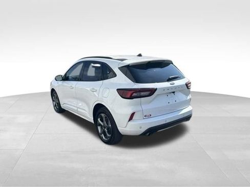 Used 2023 Ford Escape ST-Line w/ Tech Pack #1 FWD image 5