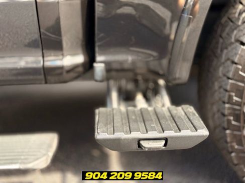 Used 2015 Ford F150 Lariat w/ Equipment Group 502A Luxury AWD/4WD image 17