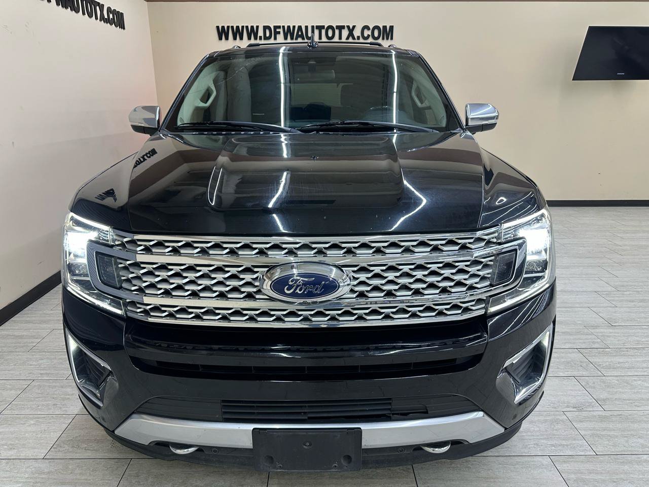 Used 2020 Ford Expedition Platinum AWD/4WD image 3