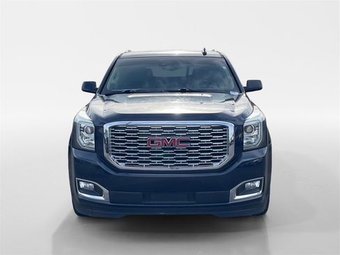 Used 2018 GMC Yukon Denali w/ Open Road Package image 9