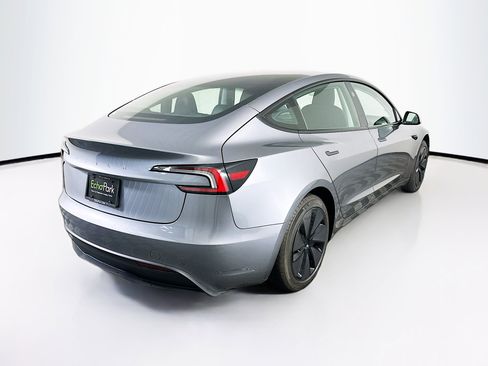 Used 2025 Tesla Model 3 Long Range image 9
