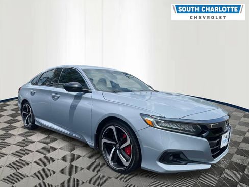 Used 2021 Honda Accord Sport image 3