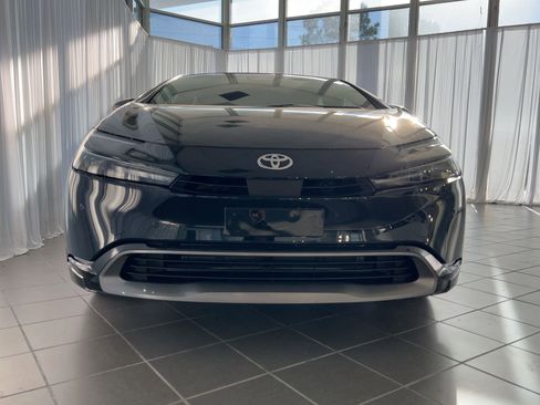 Used 2025 Toyota Prius Limited image 6