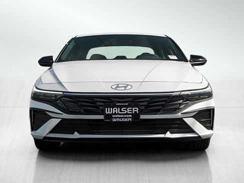 New 2026 Hyundai Elantra Sport FWD image 2