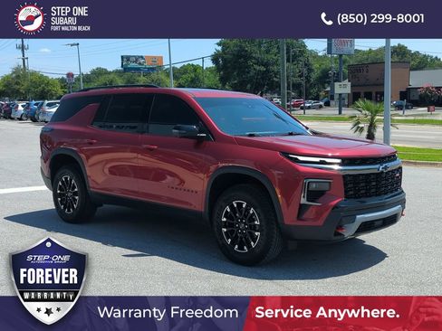 Used 2024 Chevrolet Traverse Z71 w/ Enhanced Driving Package AWD/4WD image 9