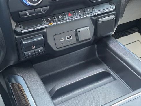 Used 2020 GMC Sierra 1500 Elevation AWD/4WD image 30