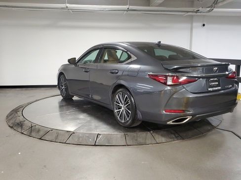 Used 2023 Lexus ES 350 w/ Premium Package image 5
