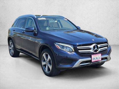 Used 2019 Mercedes-Benz GLC 300 image 3