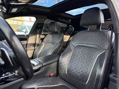 Used 2022 BMW 750i xDrive 750i xDrive w/ Executive Package image 16