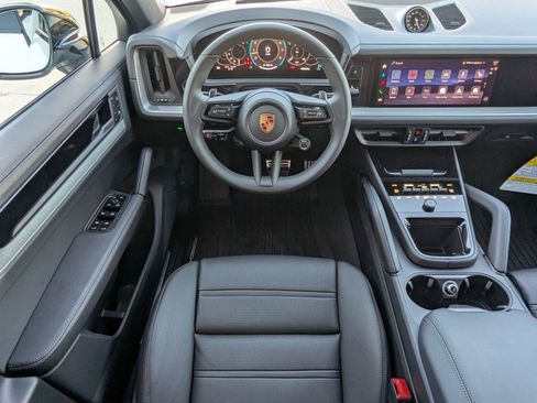 New 2026 Porsche Cayenne S image 15