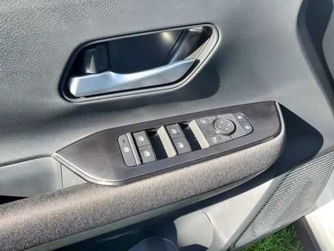 New 2026 Nissan Kicks SV image 19