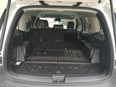 Used 2025 Hyundai Santa Fe SEL image 11