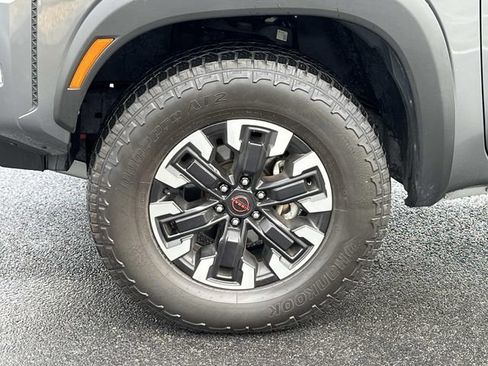 Used 2024 Nissan Frontier PRO-4X AWD/4WD image 11