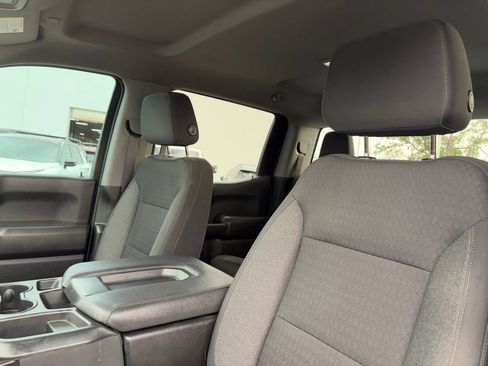 Used 2022 Chevrolet Silverado 1500 Custom w/ Safety Confidence Package RWD image 10