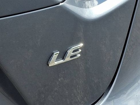 Used 2025 Toyota Corolla LE FWD image 29