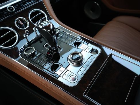 Used 2026 Bentley Continental GT Azure AWD/4WD image 31