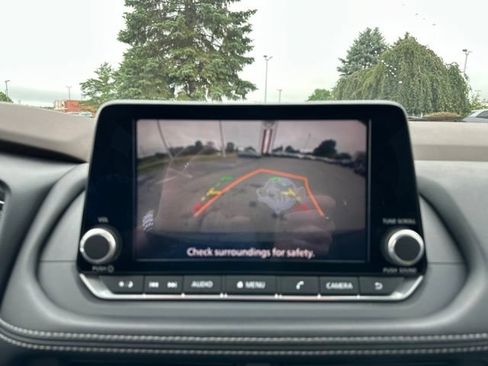 Certified 2023 Nissan Rogue SV AWD/4WD image 30