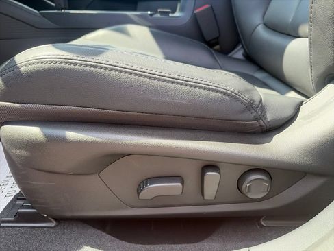 Certified 2026 Subaru Outback Premium AWD/4WD image 16