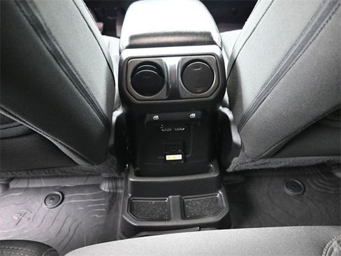 Used 2023 Jeep Wrangler Unlimited w/ Sun & Screen Package image 20