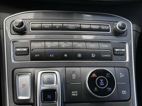 Used 2023 Hyundai Santa Fe SEL AWD/4WD image 17
