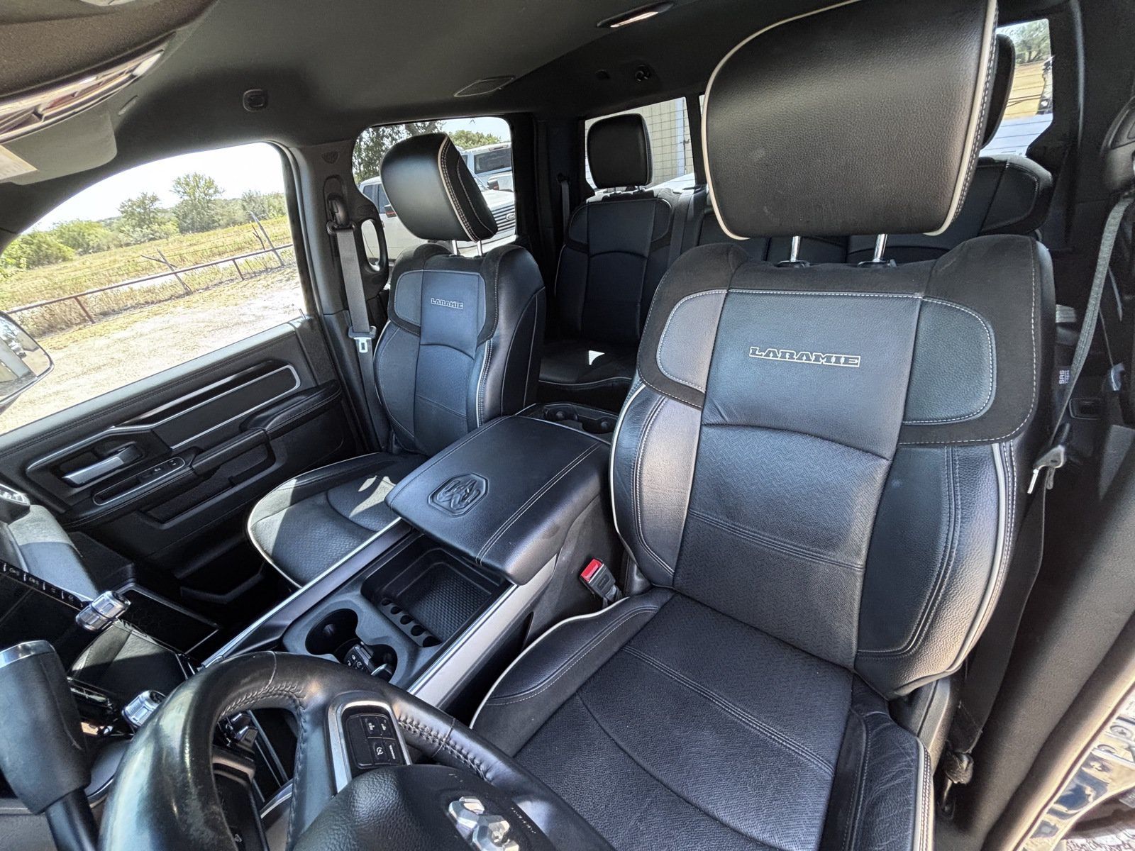 Used 2022 RAM 2500 Laramie w/ Night Edition AWD/4WD image 13